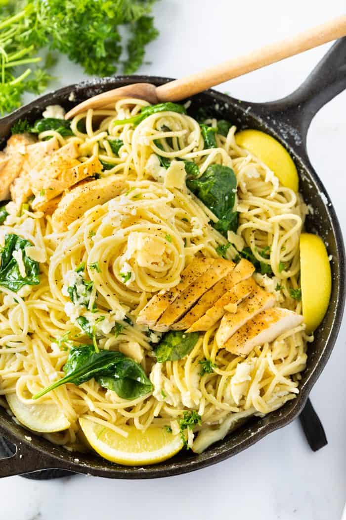 This lemon Ricotta pasta is loaded with perfectly seared chicken, zesty lemon, and a sprinkle of fresh spinach, and a savory blend of Ricotta and Parmesan. Lemon Ricottta Pasta
